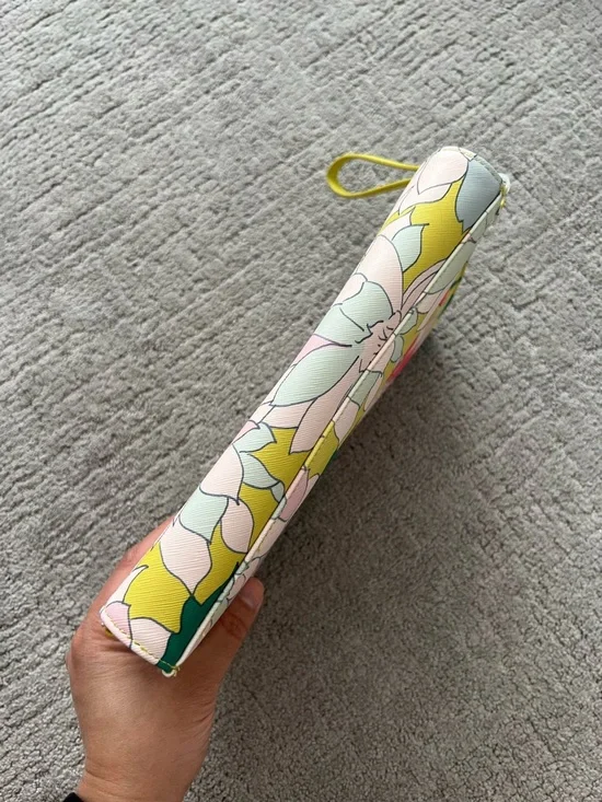 Ted Baker Floral Print Envelope Wristlet - Picture 4 of 12